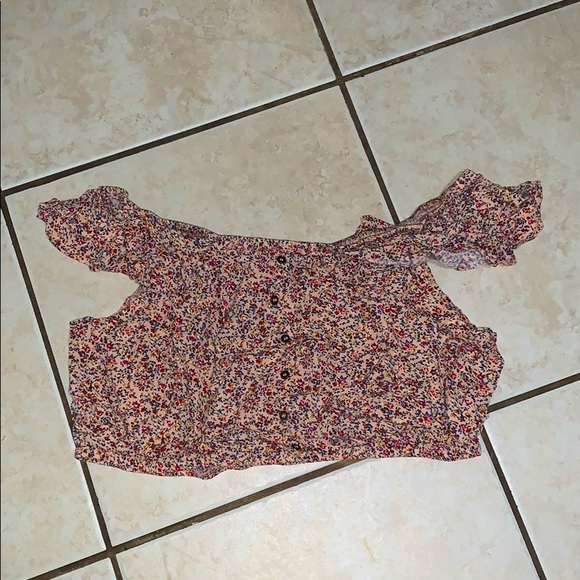 Xhilaration Floral Crop Top - Picture 3 of 3